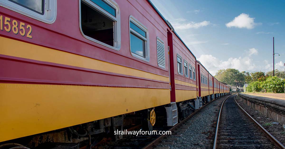 Tantri Refurbished Romanian Coaches Trial Run to Galle