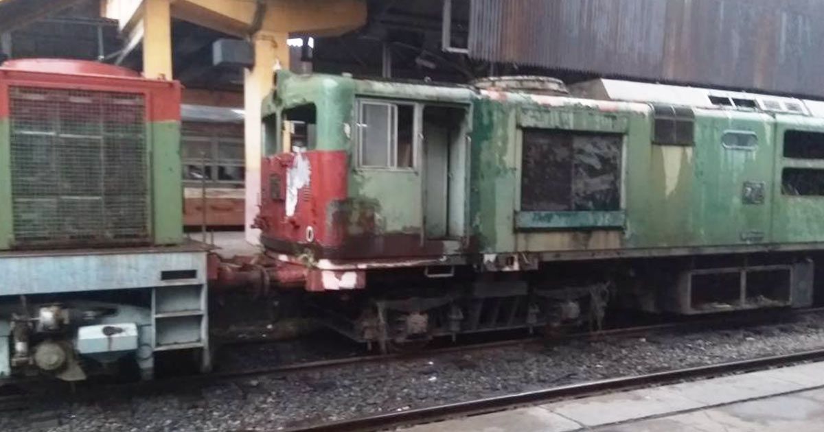 Class W1 642 and Class M5 770 Spotted At Maradana